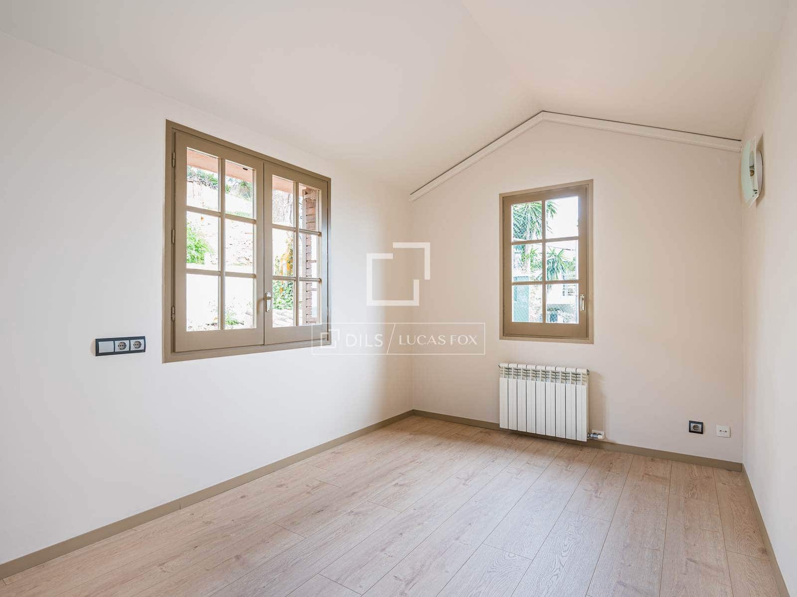 5 Zimmer Villa zu verkaufen in Castelldefels mit Pool Garage - 1.350.000 € (Ref: 9751425)