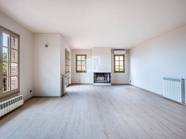 5 Zimmer Villa zu verkaufen in Castelldefels mit Pool Garage - 1.350.000 € (Ref: 9751425)