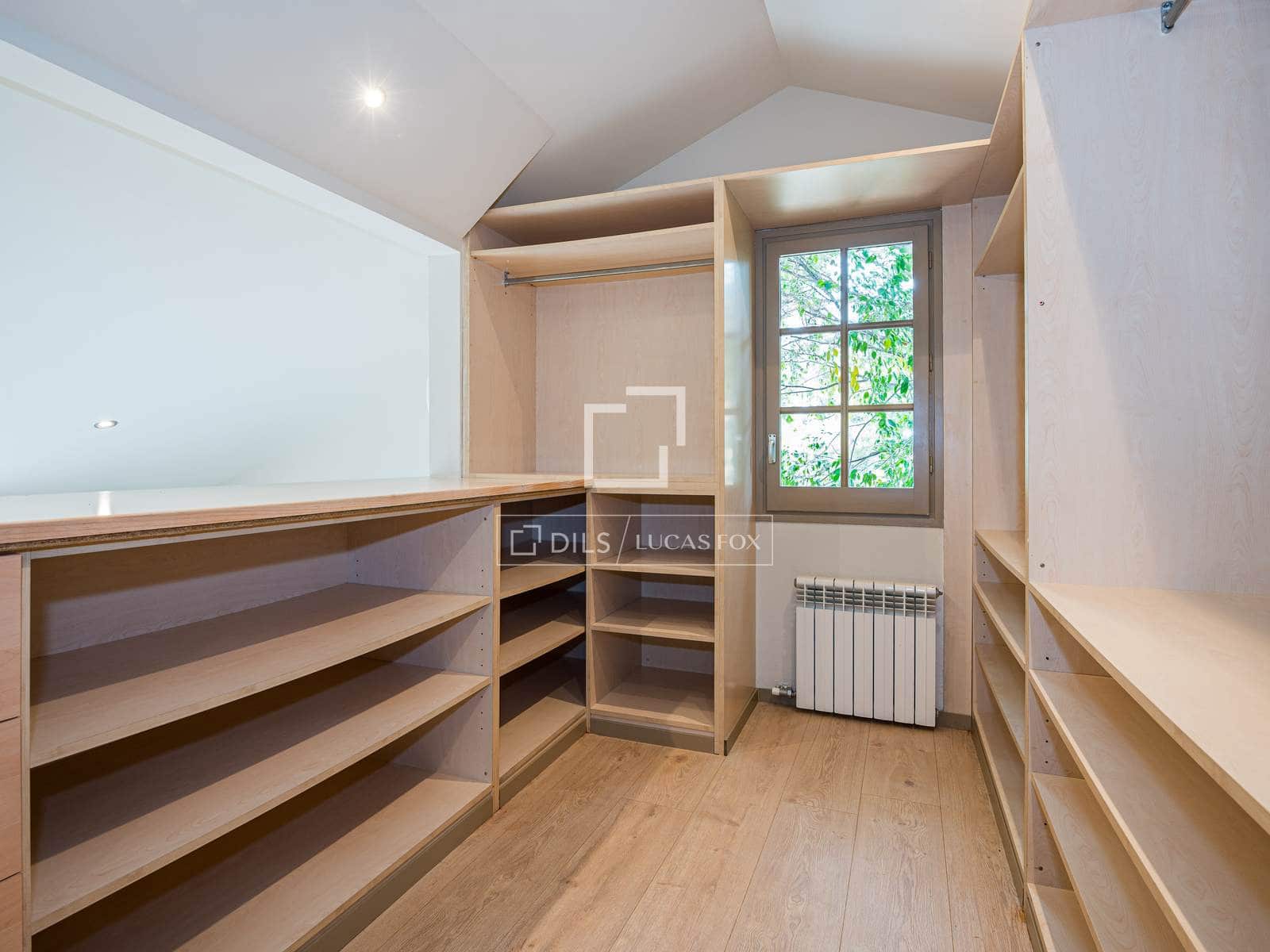 5 Zimmer Villa zu verkaufen in Castelldefels mit Pool Garage - 1.350.000 € (Ref: 9751425)