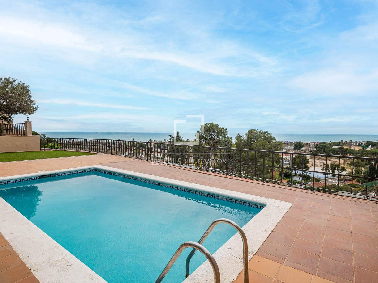 5 Zimmer Villa zu verkaufen in Castelldefels mit Pool Garage - 1.350.000 € (Ref: 9751425)