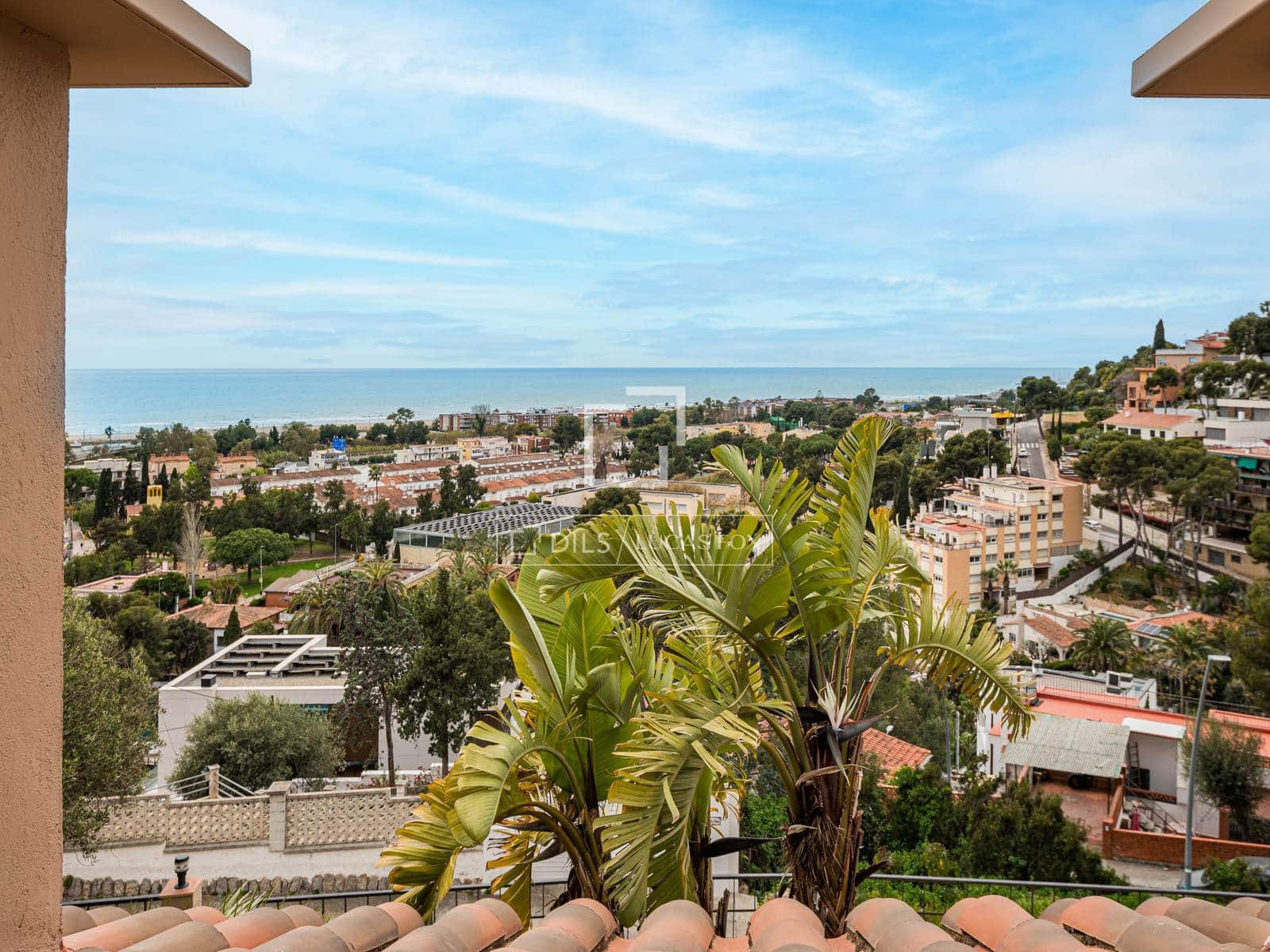 5 Zimmer Villa zu verkaufen in Castelldefels mit Pool Garage - 1.350.000 € (Ref: 9751425)