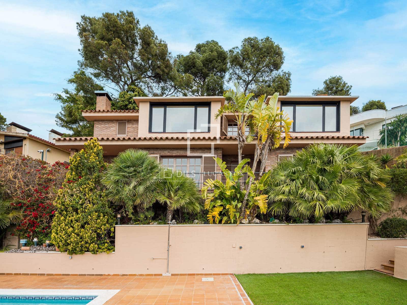 5 Zimmer Villa zu verkaufen in Castelldefels mit Pool Garage - 1.350.000 € (Ref: 9751425)