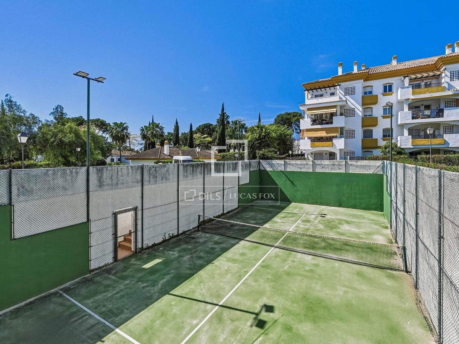 3 soveværelse Lejlighed til salg i Marbella med swimmingpool garage - € 570.000 (Ref: 9752304)