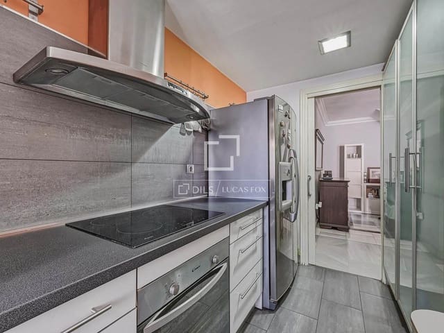 3 soveværelse Lejlighed til salg i Marbella med swimmingpool garage - € 570.000 (Ref: 9752304)