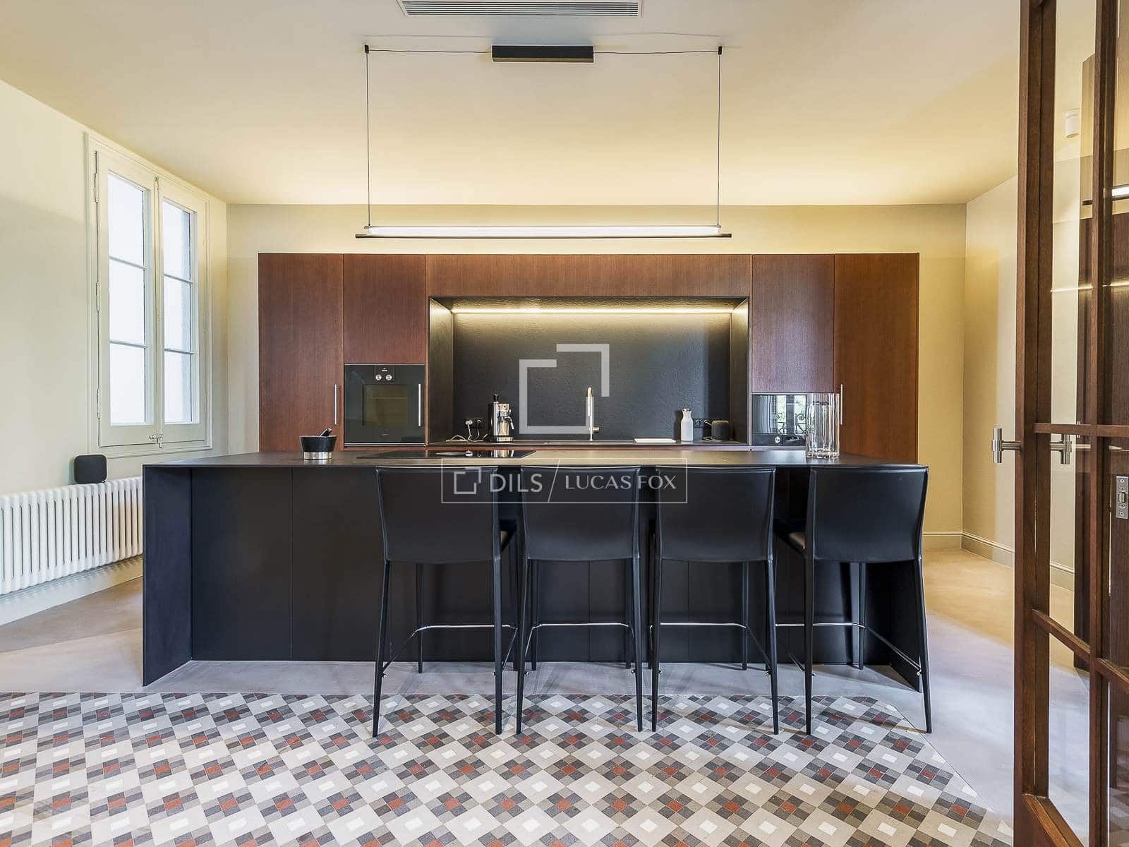 3 soveværelse Lejlighed til salg i Barcelona by - € 1.900.000 (Ref: 9752335)