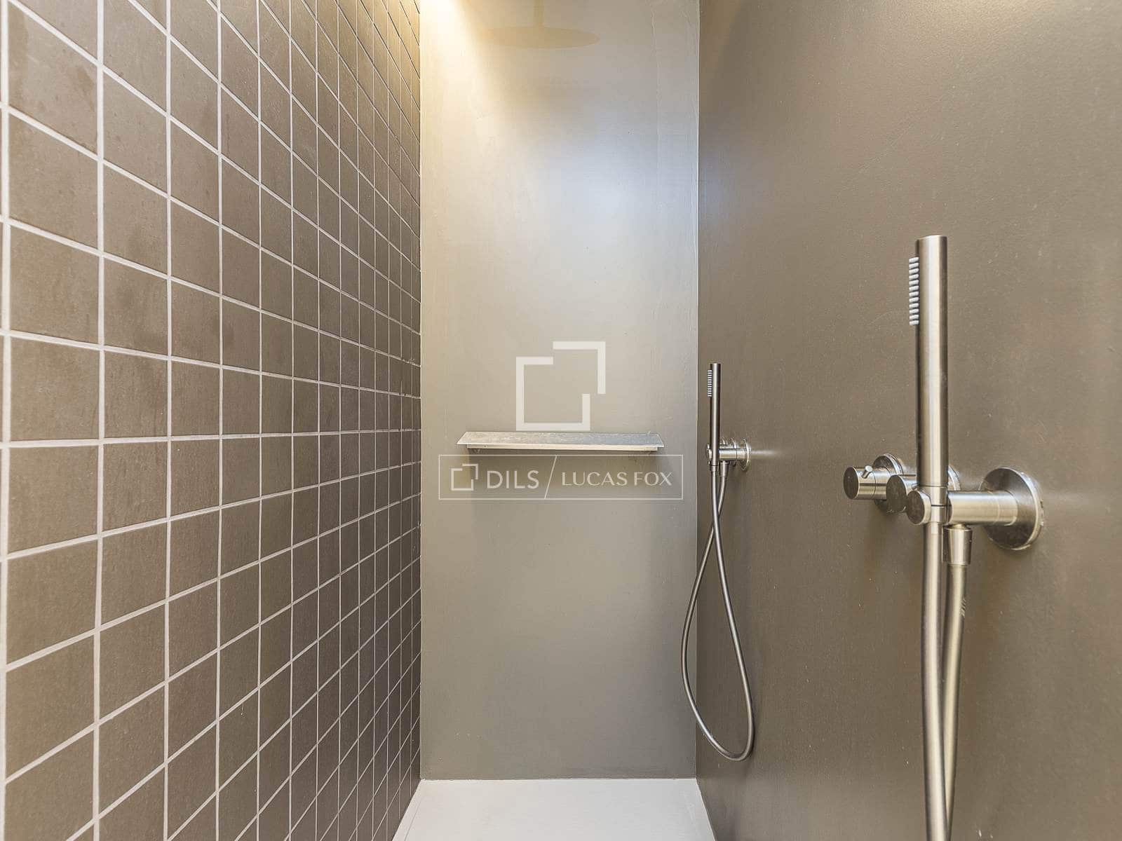 3 soveværelse Lejlighed til salg i Barcelona by - € 1.900.000 (Ref: 9752335)