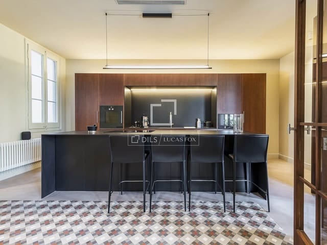 3 soveværelse Lejlighed til salg i Barcelona by - € 1.900.000 (Ref: 9752335)