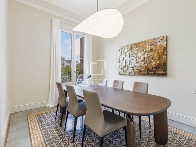 3 soveværelse Lejlighed til salg i Barcelona by - € 1.900.000 (Ref: 9752335)