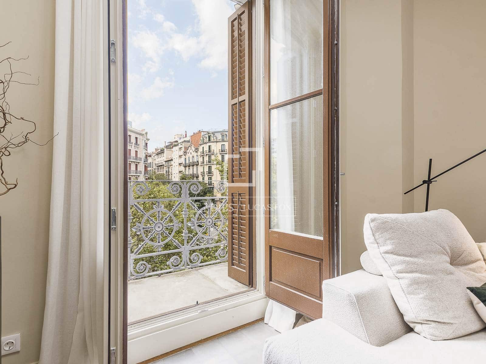 3 soveværelse Lejlighed til salg i Barcelona by - € 1.900.000 (Ref: 9752335)