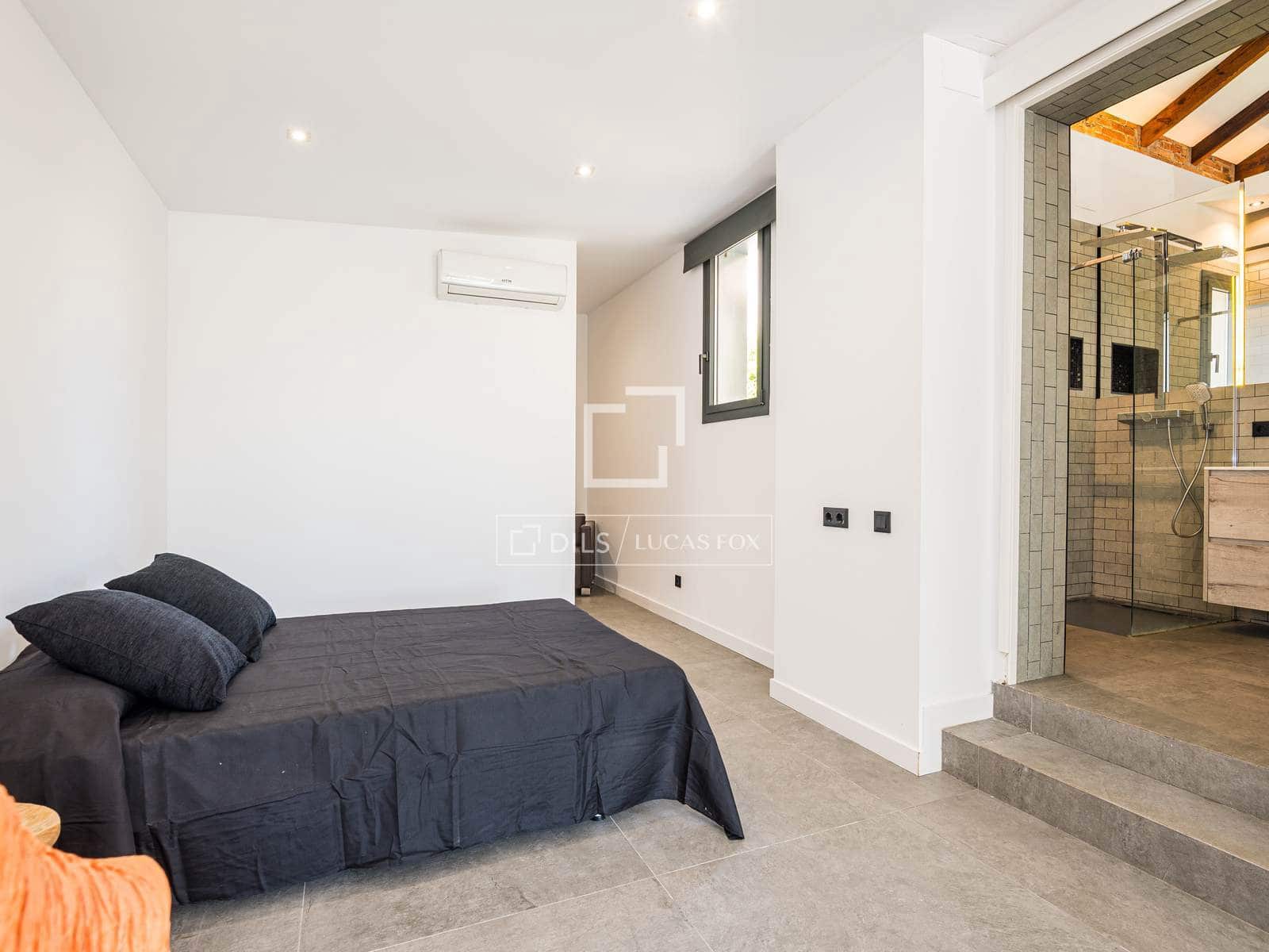 14 slaapkamer Villa te koop in Sant Cugat del Valles met zwembad - € 1.395.000 (Ref: 9752336)