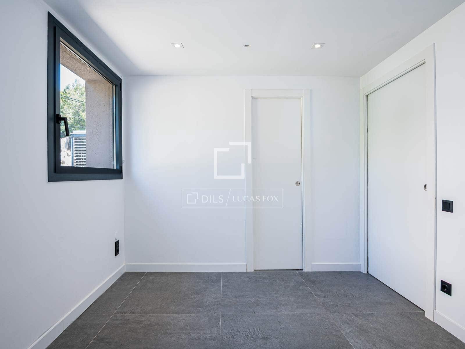 14 slaapkamer Villa te koop in Sant Cugat del Valles met zwembad - € 1.395.000 (Ref: 9752336)