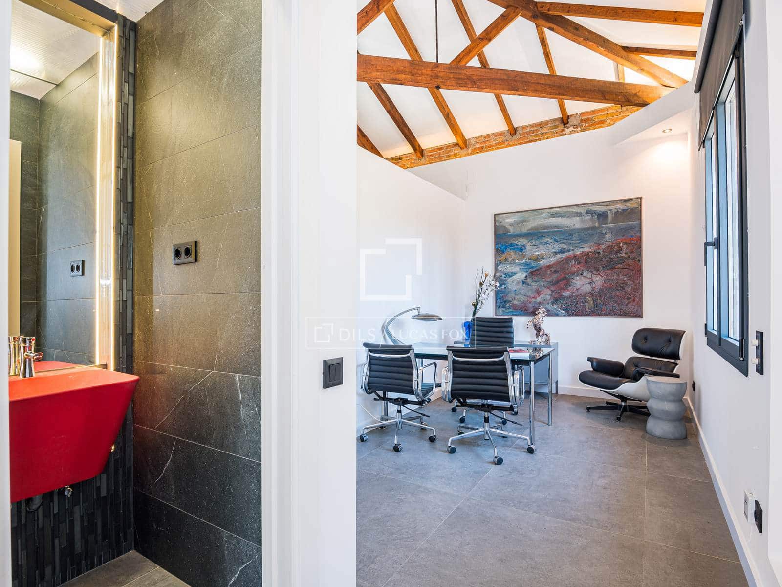 14 slaapkamer Villa te koop in Sant Cugat del Valles met zwembad - € 1.395.000 (Ref: 9752336)