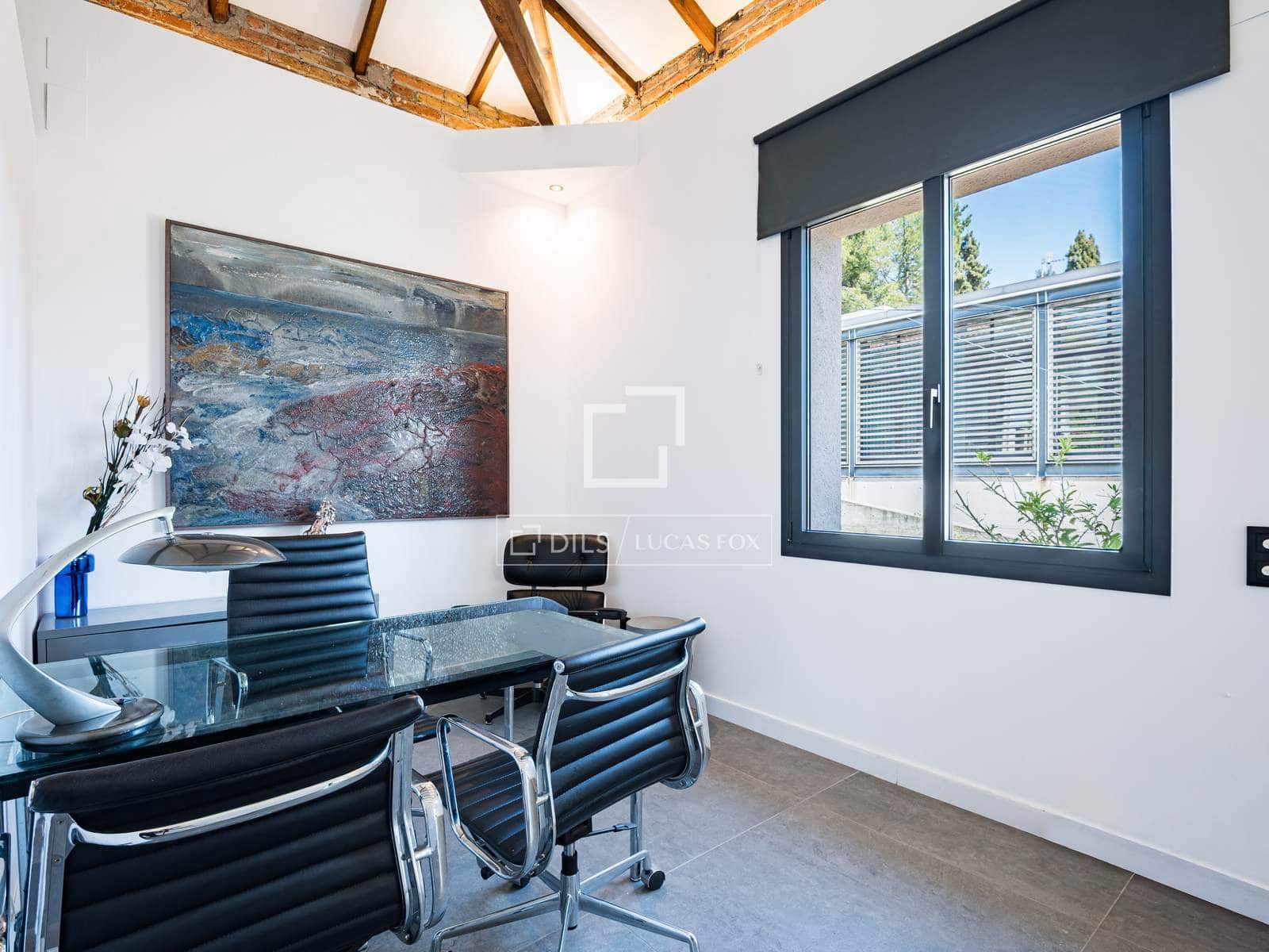 14 slaapkamer Villa te koop in Sant Cugat del Valles met zwembad - € 1.395.000 (Ref: 9752336)