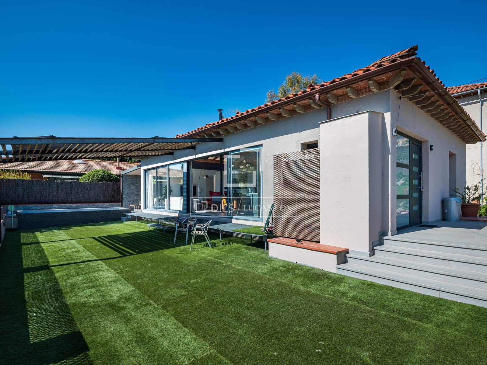 14 slaapkamer Villa te koop in Sant Cugat del Valles met zwembad - € 1.395.000 (Ref: 9752336)