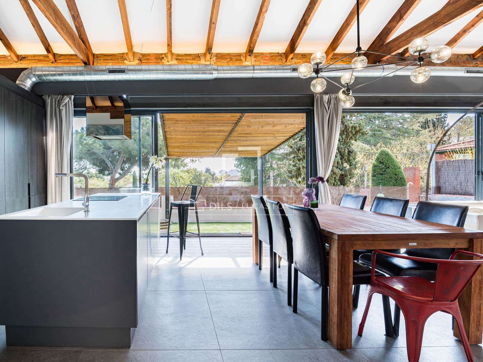 14 slaapkamer Villa te koop in Sant Cugat del Valles met zwembad - € 1.395.000 (Ref: 9752336)