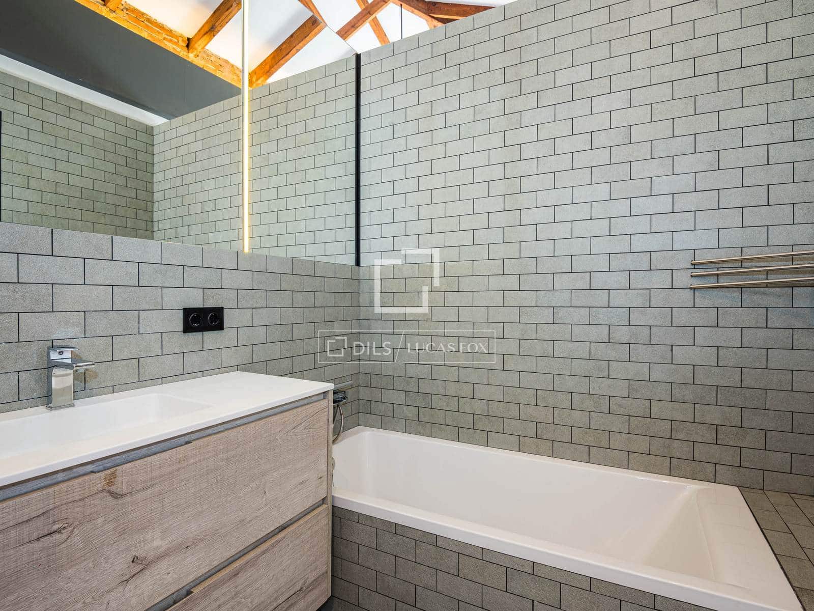 14 slaapkamer Villa te koop in Sant Cugat del Valles met zwembad - € 1.395.000 (Ref: 9752336)