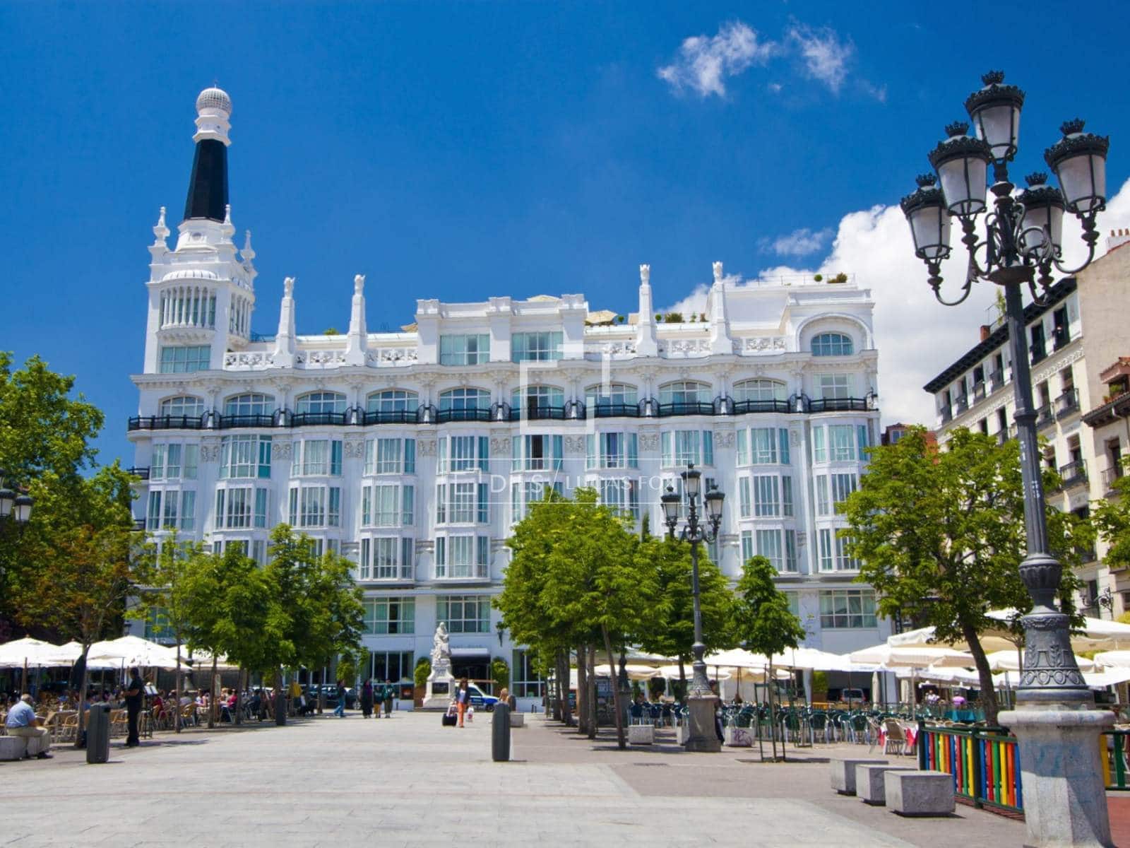 2 bedroom Apartment for rent in Madrid city - € 2,400 (Ref: 9752456)