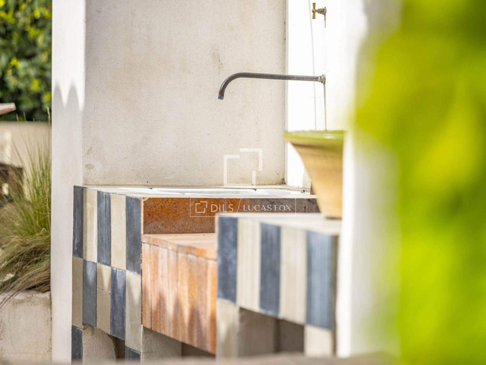 3 bedroom Villa for sale in Denia with pool garage - € 799,000 (Ref: 9752459)