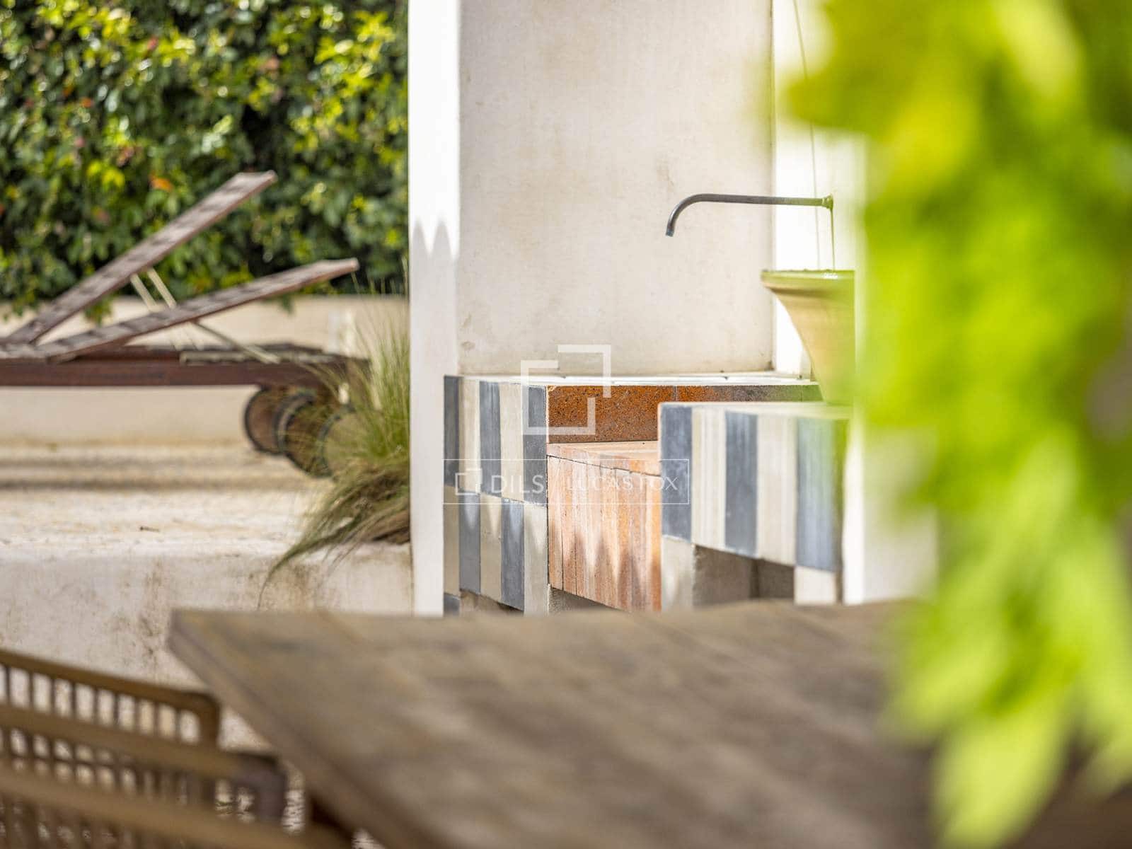 3 bedroom Villa for sale in Denia with pool garage - € 799,000 (Ref: 9752459)