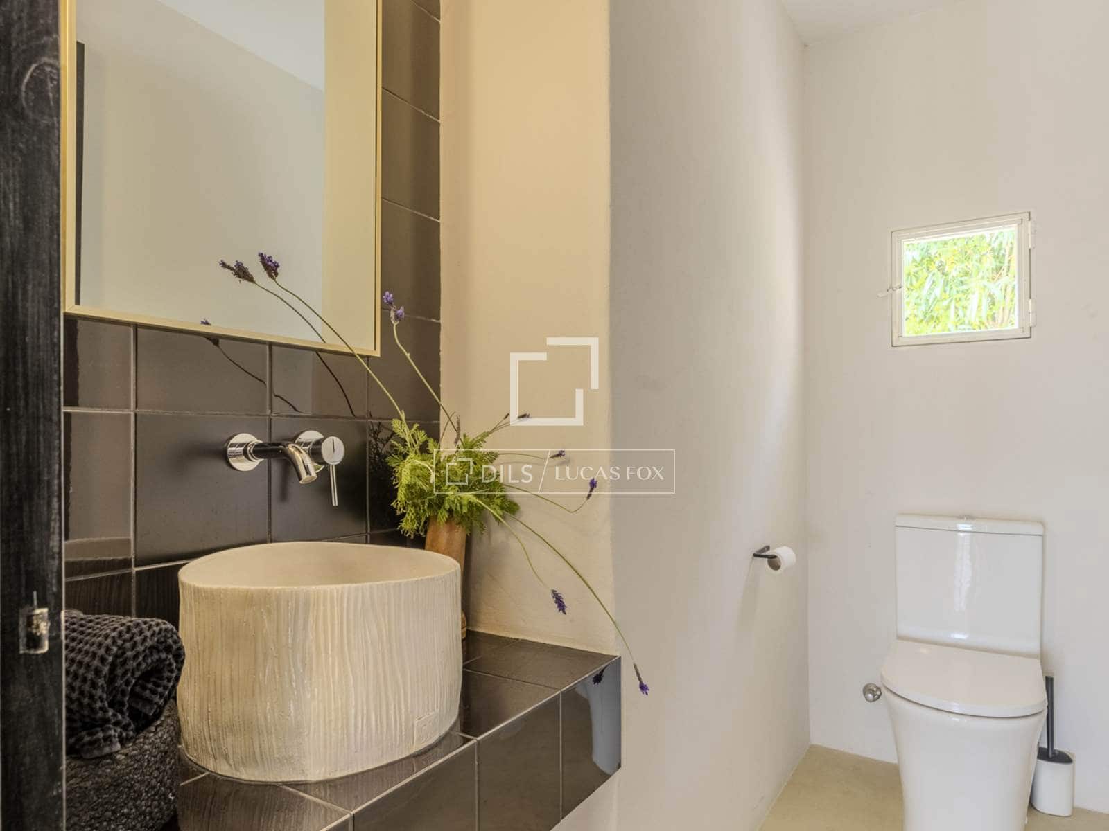 3 bedroom Villa for sale in Denia with pool garage - € 799,000 (Ref: 9752459)