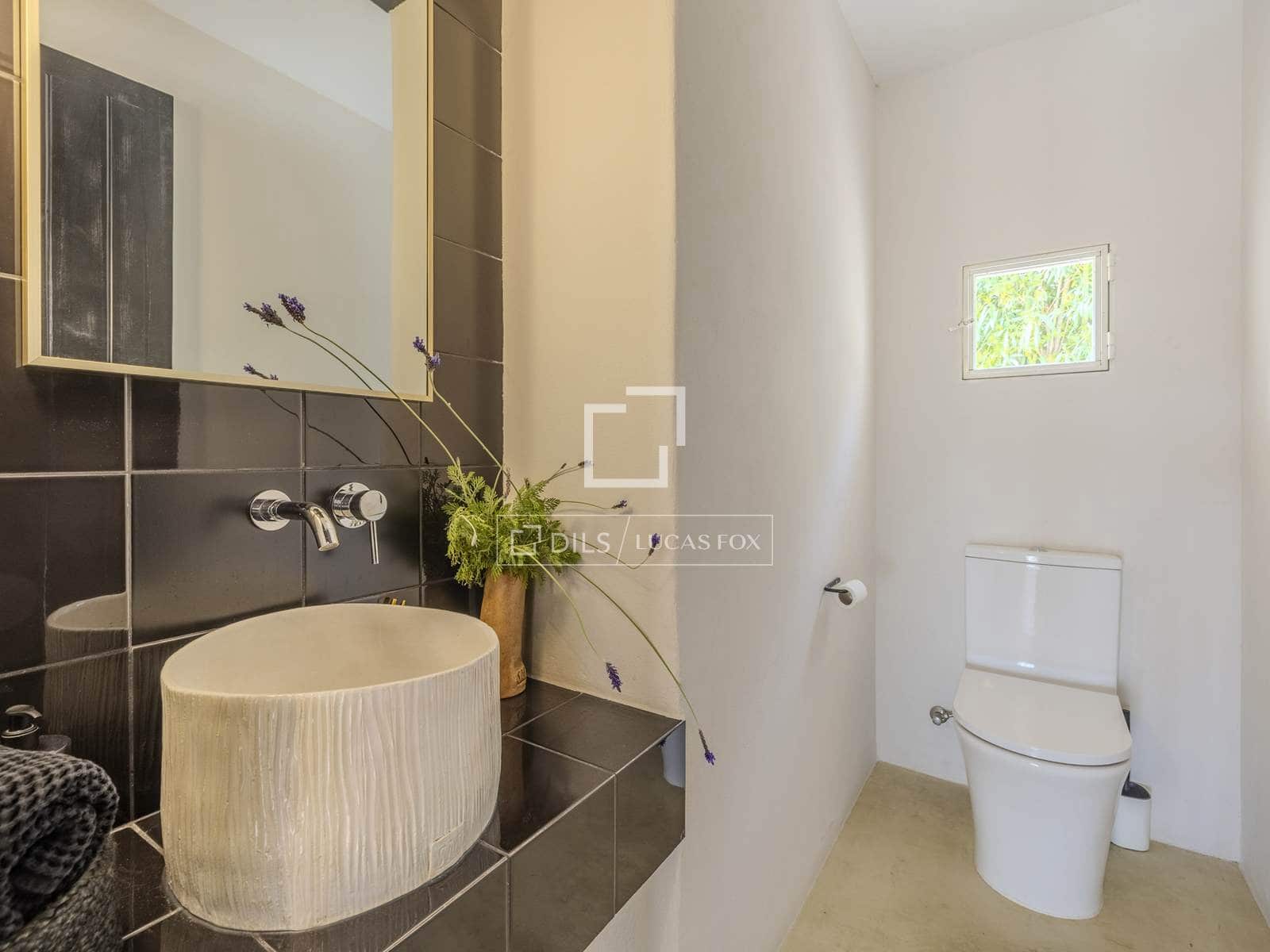 3 bedroom Villa for sale in Denia with pool garage - € 799,000 (Ref: 9752459)