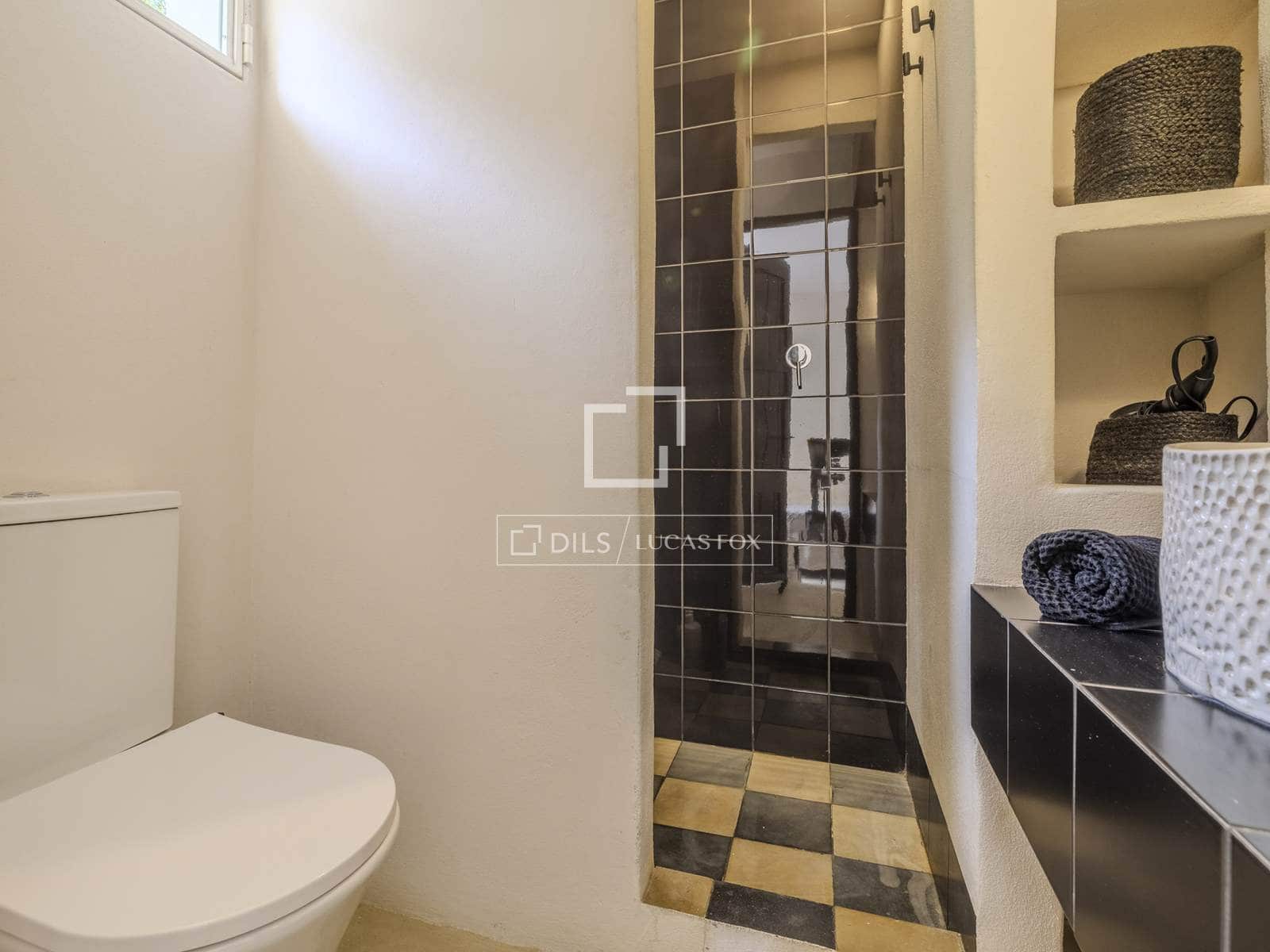 3 bedroom Villa for sale in Denia with pool garage - € 799,000 (Ref: 9752459)