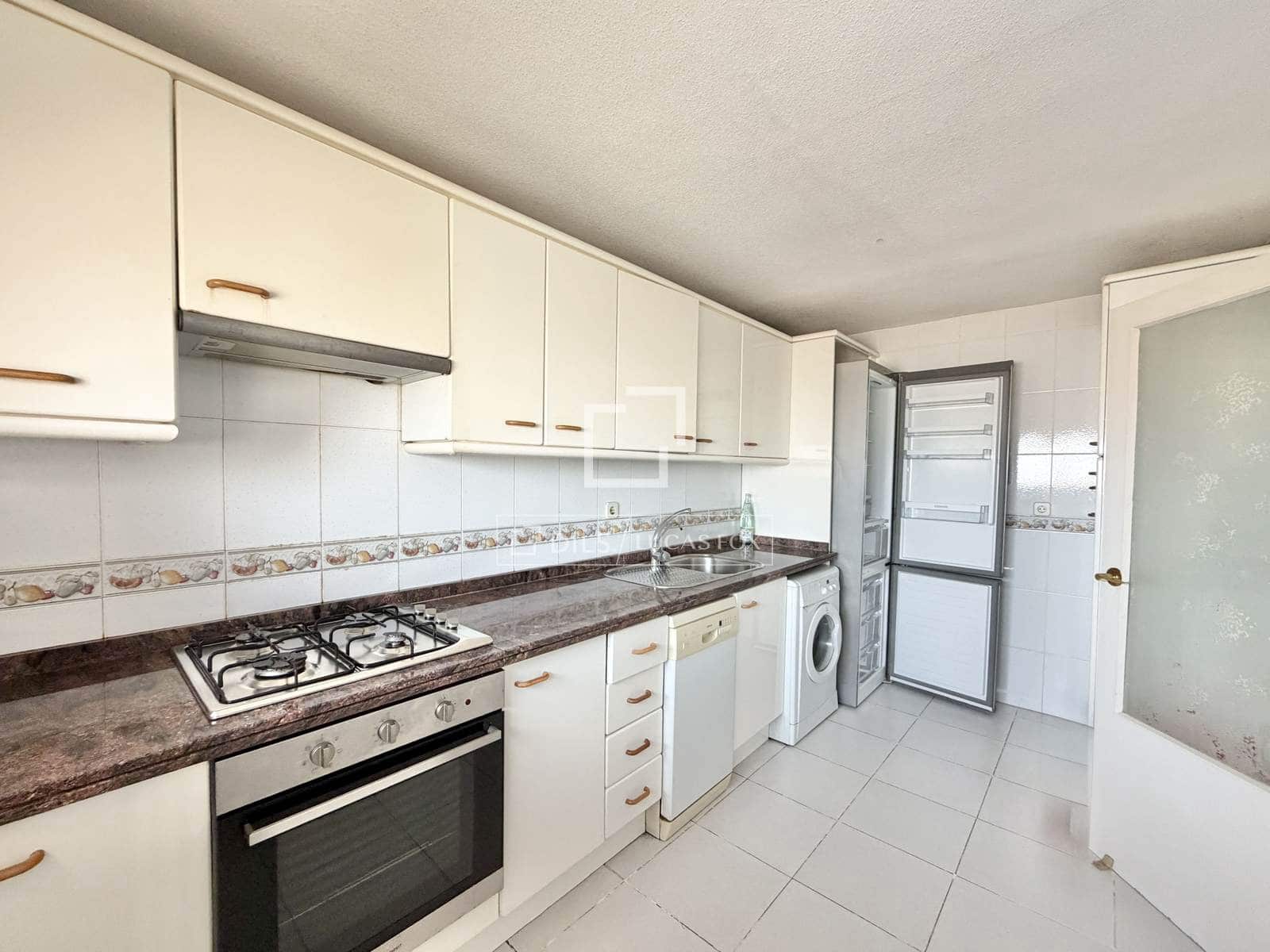 2 Zimmer Apartment zu verkaufen in Alicante / Alacant Stadt mit Pool Garage - 469.000 € (Ref: 9753492)