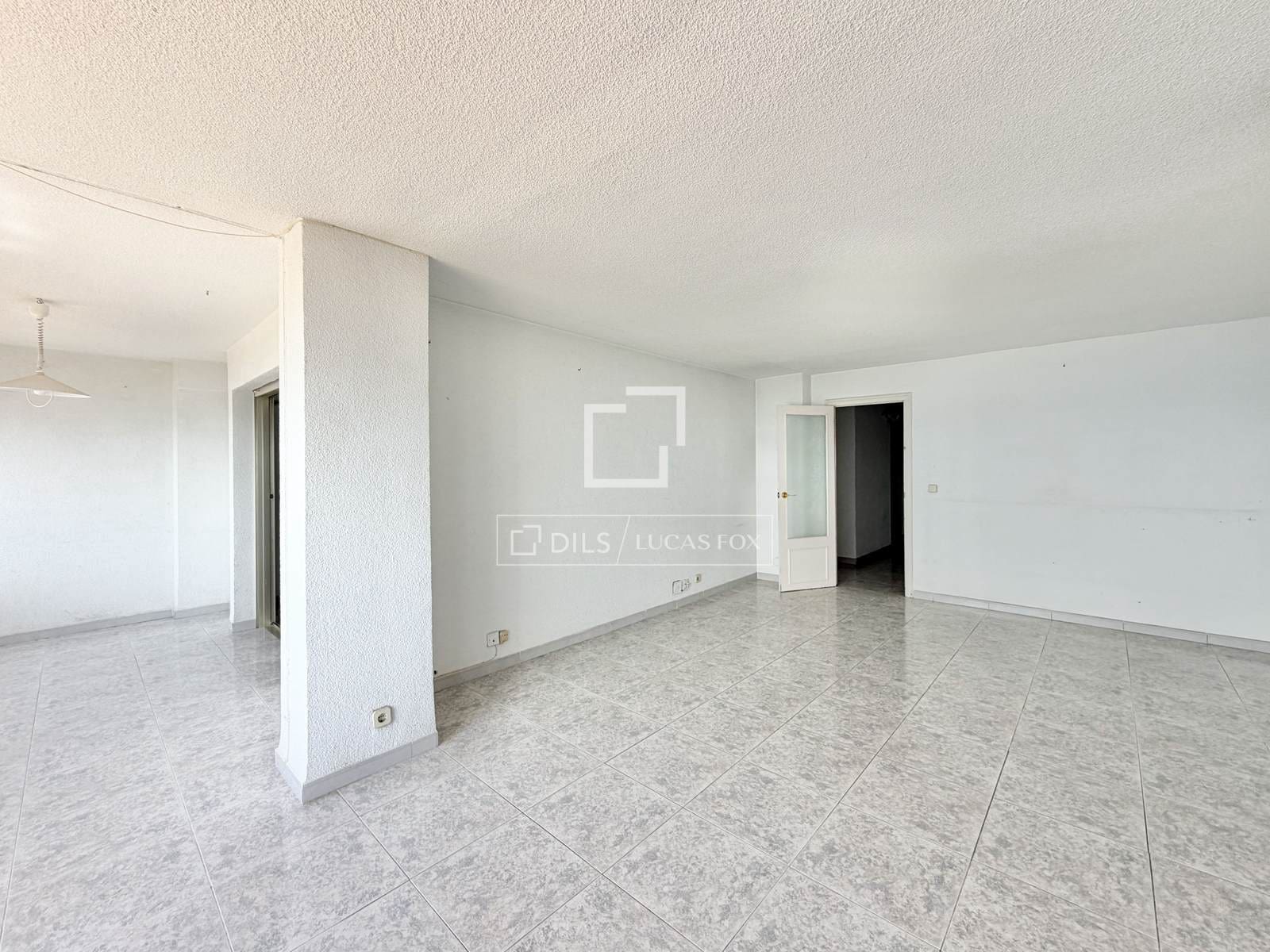 2 Zimmer Apartment zu verkaufen in Alicante / Alacant Stadt mit Pool Garage - 469.000 € (Ref: 9753492)