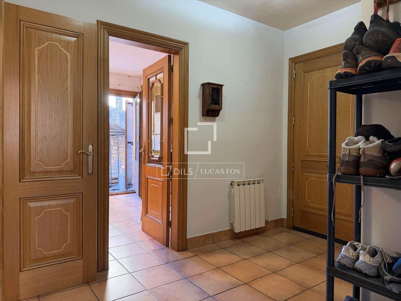 5 soveværelse Villa til salg i Fontanals de Cerdanya med garage - € 710.000 (Ref: 9753493)