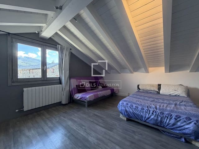 5 slaapkamer Villa te koop in Fontanals de Cerdanya met garage - € 710.000 (Ref: 9753493)