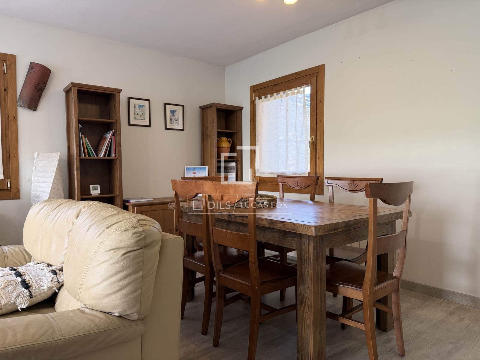 5 soveværelse Villa til salg i Fontanals de Cerdanya med garage - € 710.000 (Ref: 9753493)