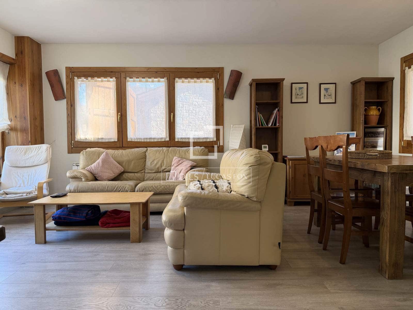 5 soveværelse Villa til salg i Fontanals de Cerdanya med garage - € 710.000 (Ref: 9753493)