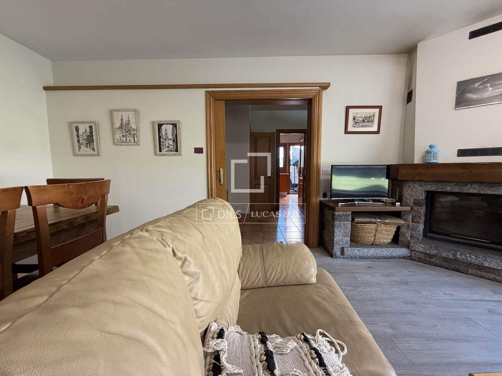 5 soveværelse Villa til salg i Fontanals de Cerdanya med garage - € 710.000 (Ref: 9753493)