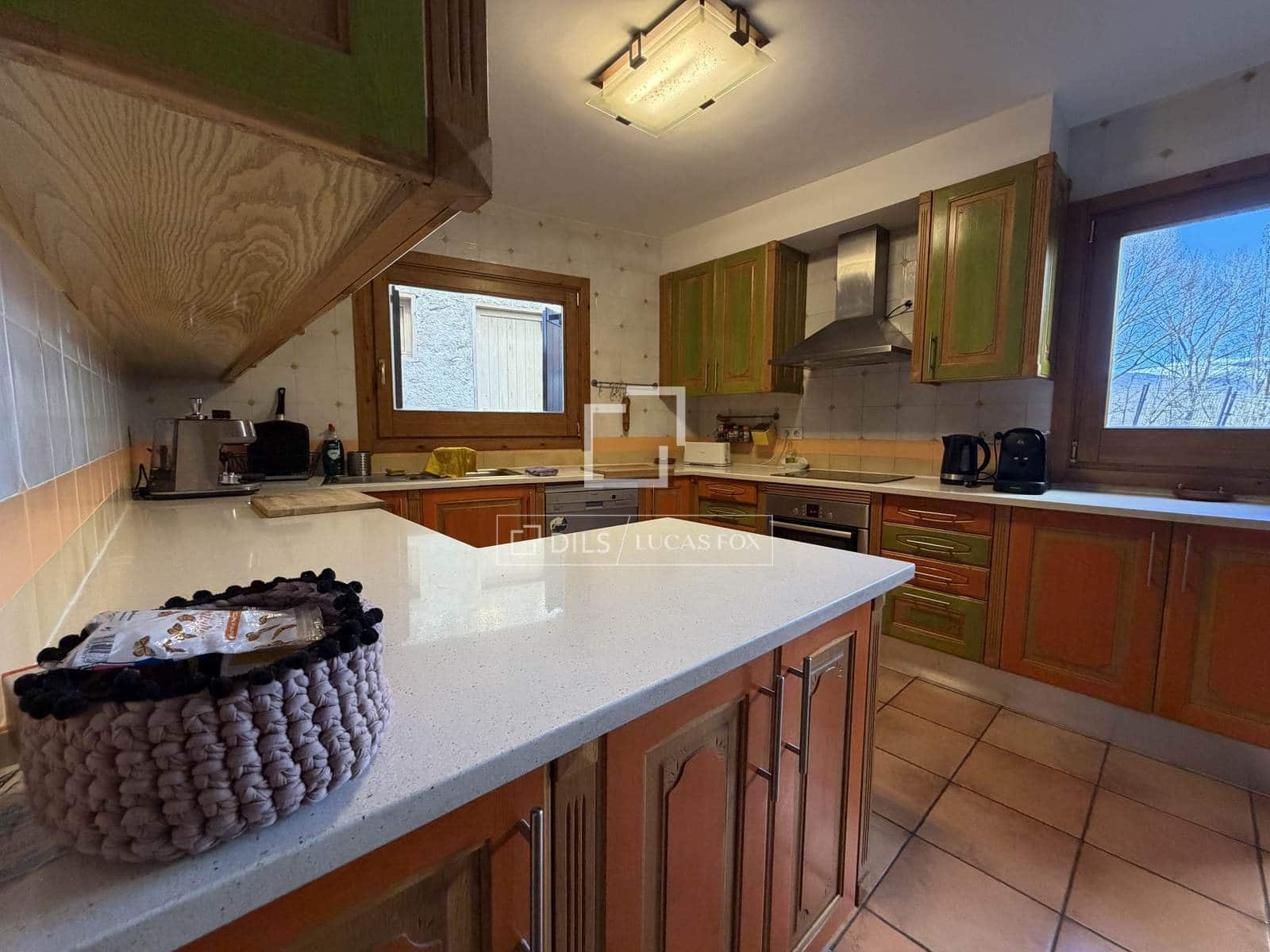 5 soveværelse Villa til salg i Fontanals de Cerdanya med garage - € 710.000 (Ref: 9753493)