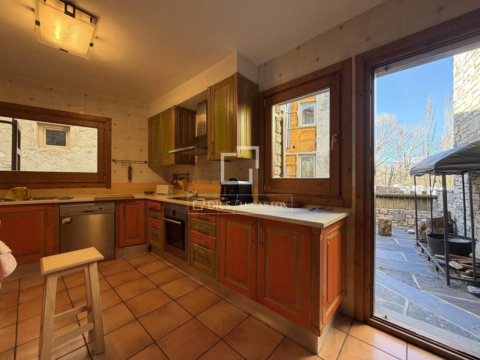 5 soveværelse Villa til salg i Fontanals de Cerdanya med garage - € 710.000 (Ref: 9753493)