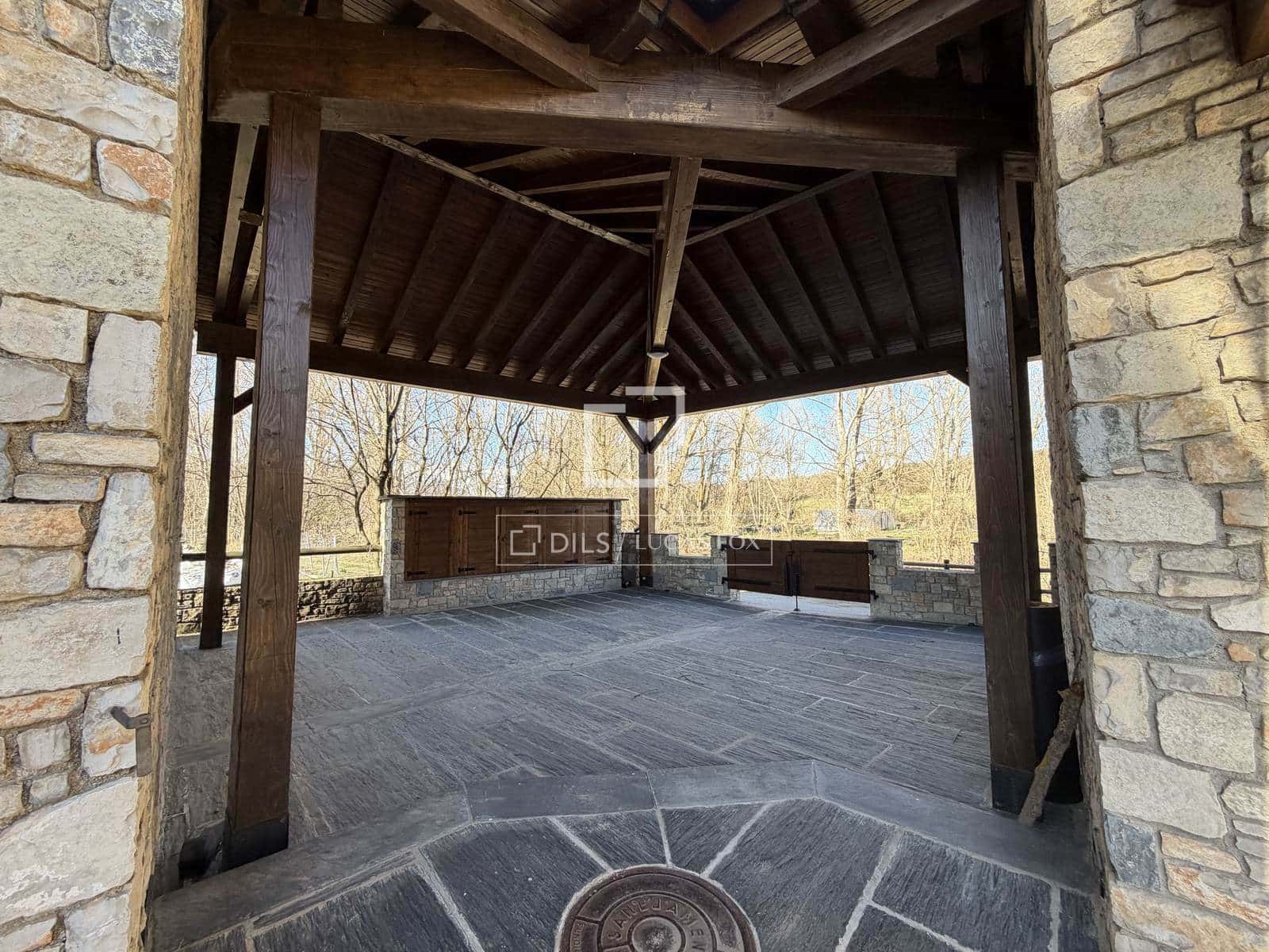 5 soveværelse Villa til salg i Fontanals de Cerdanya med garage - € 710.000 (Ref: 9753493)