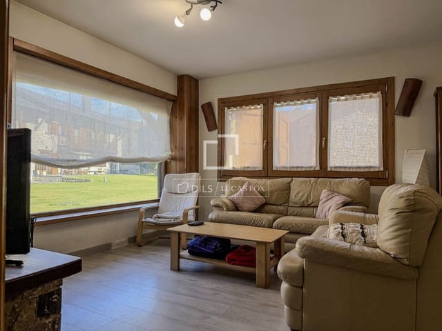 5 soveværelse Villa til salg i Fontanals de Cerdanya med garage - € 710.000 (Ref: 9753493)