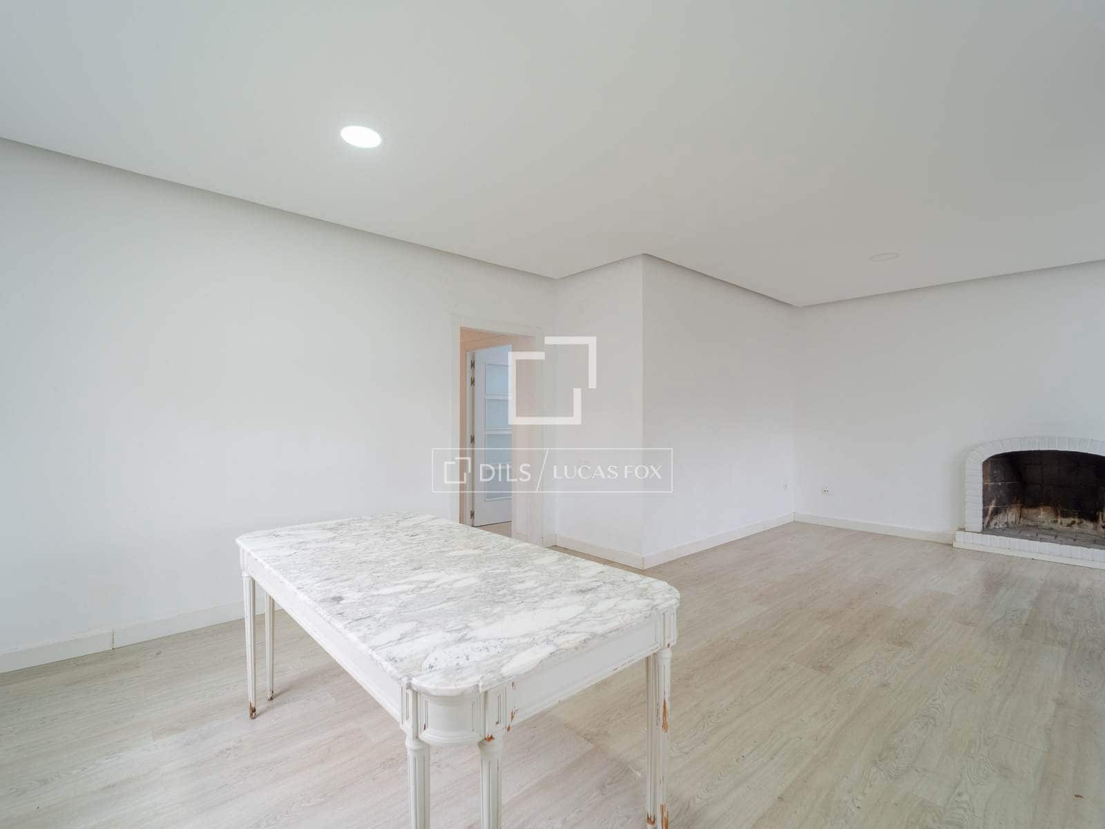 3 makuuhuone Huvila vuokrattavana paikassa Valencia kaupunki - 1 850 € (Ref: 9753495)