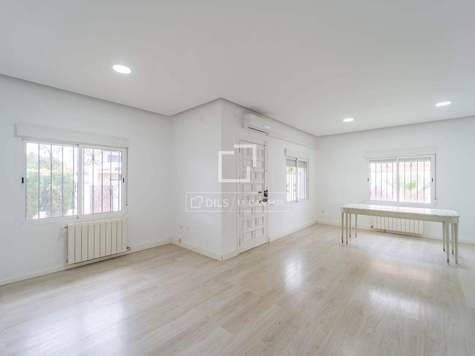 3 makuuhuone Huvila vuokrattavana paikassa Valencia kaupunki - 1 850 € (Ref: 9753495)