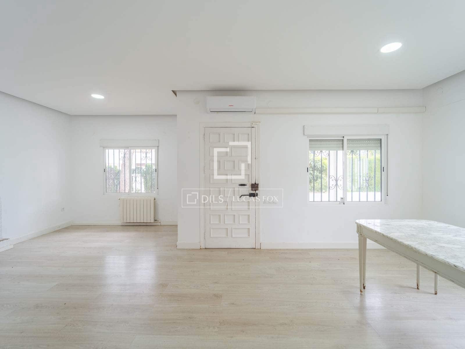 3 makuuhuone Huvila vuokrattavana paikassa Valencia kaupunki - 1 850 € (Ref: 9753495)