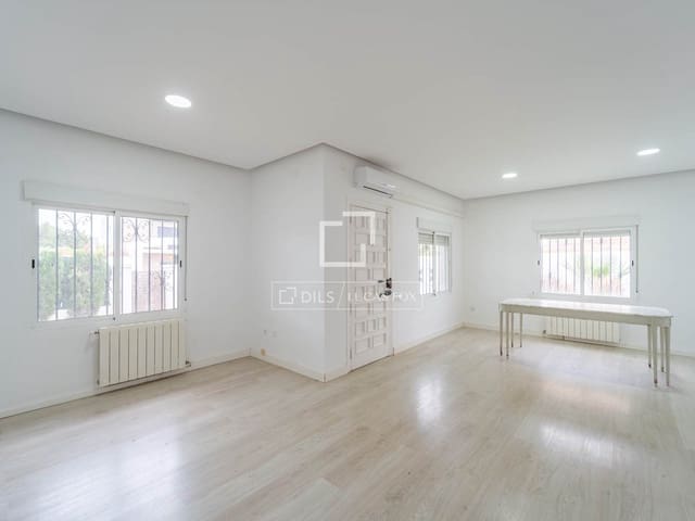 3 makuuhuone Huvila vuokrattavana paikassa Valencia kaupunki - 1 850 € (Ref: 9753495)