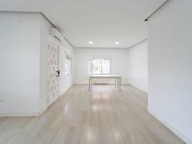 3 makuuhuone Huvila vuokrattavana paikassa Valencia kaupunki - 1 850 € (Ref: 9753495)