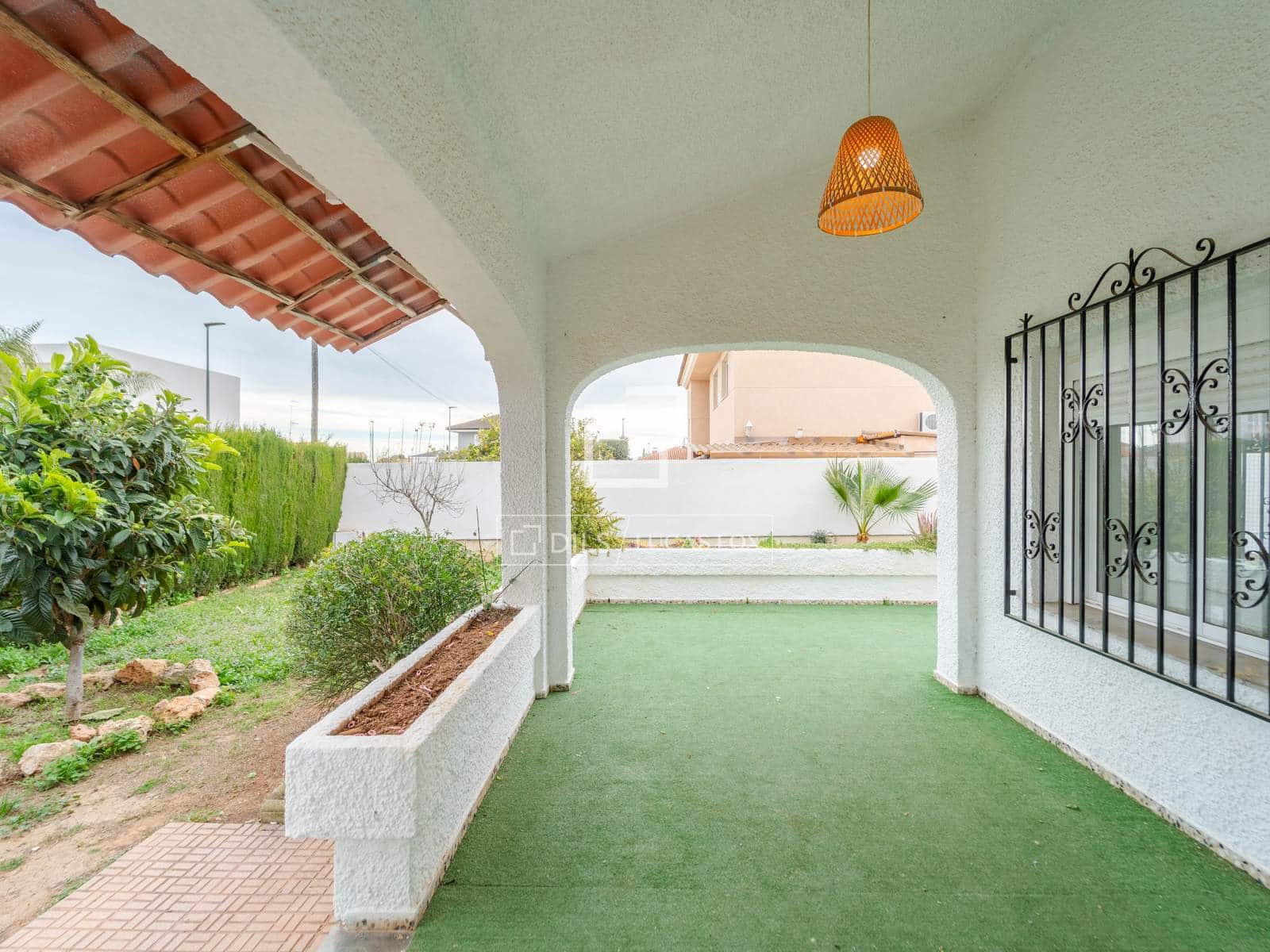 3 makuuhuone Huvila vuokrattavana paikassa Valencia kaupunki - 1 850 € (Ref: 9753495)