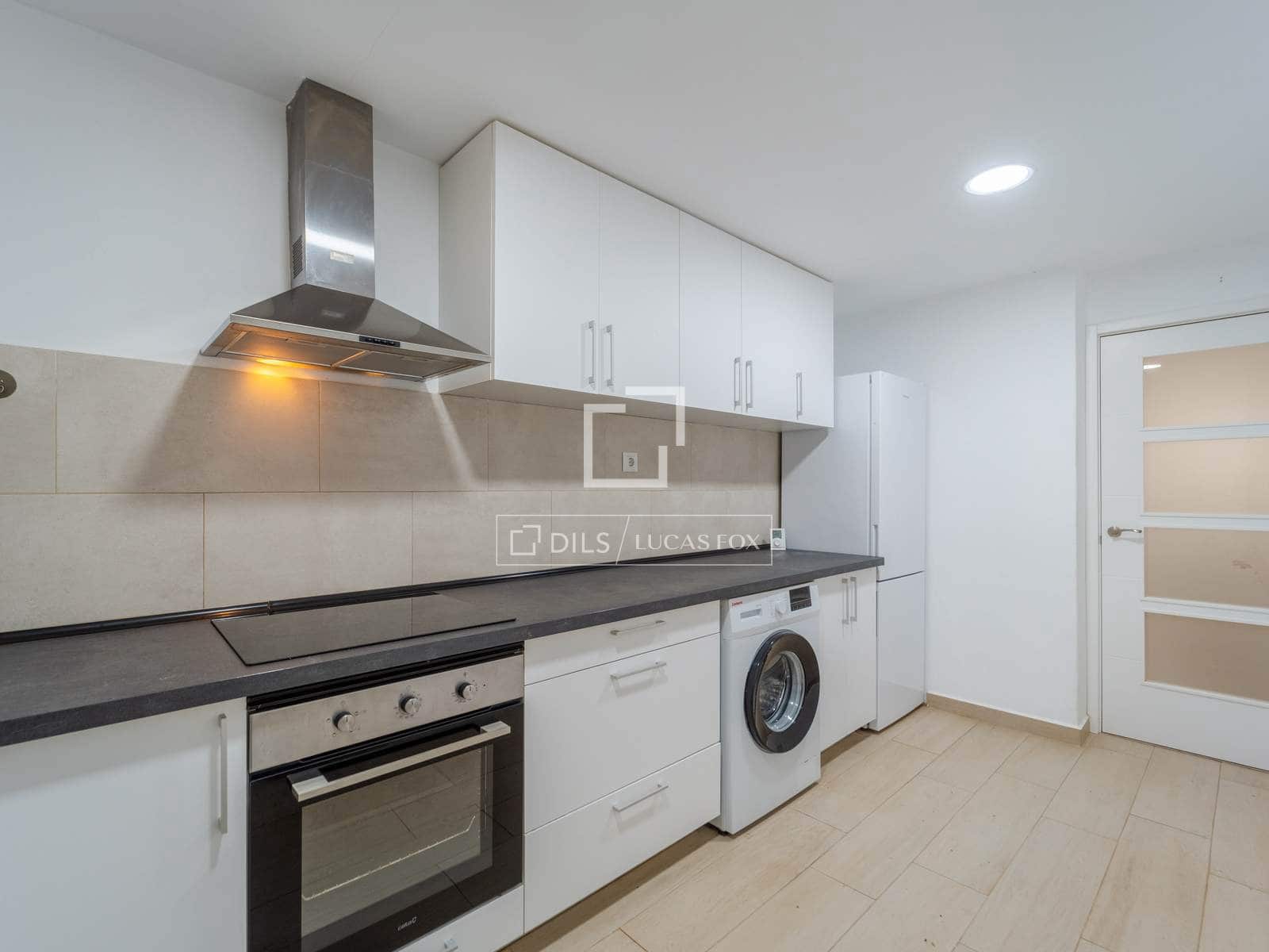 3 makuuhuone Huvila vuokrattavana paikassa Valencia kaupunki - 1 850 € (Ref: 9753495)