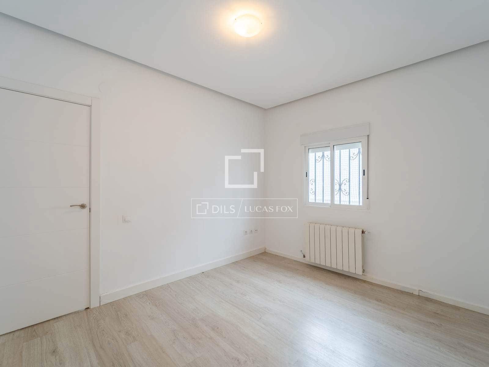 3 makuuhuone Huvila vuokrattavana paikassa Valencia kaupunki - 1 850 € (Ref: 9753495)