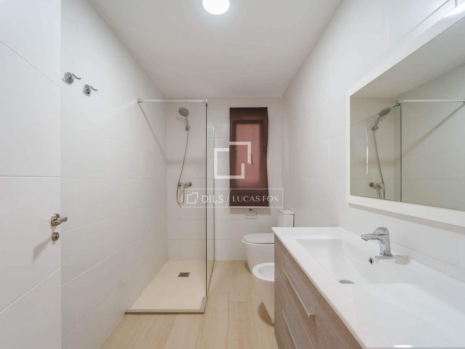 3 makuuhuone Huvila vuokrattavana paikassa Valencia kaupunki - 1 850 € (Ref: 9753495)