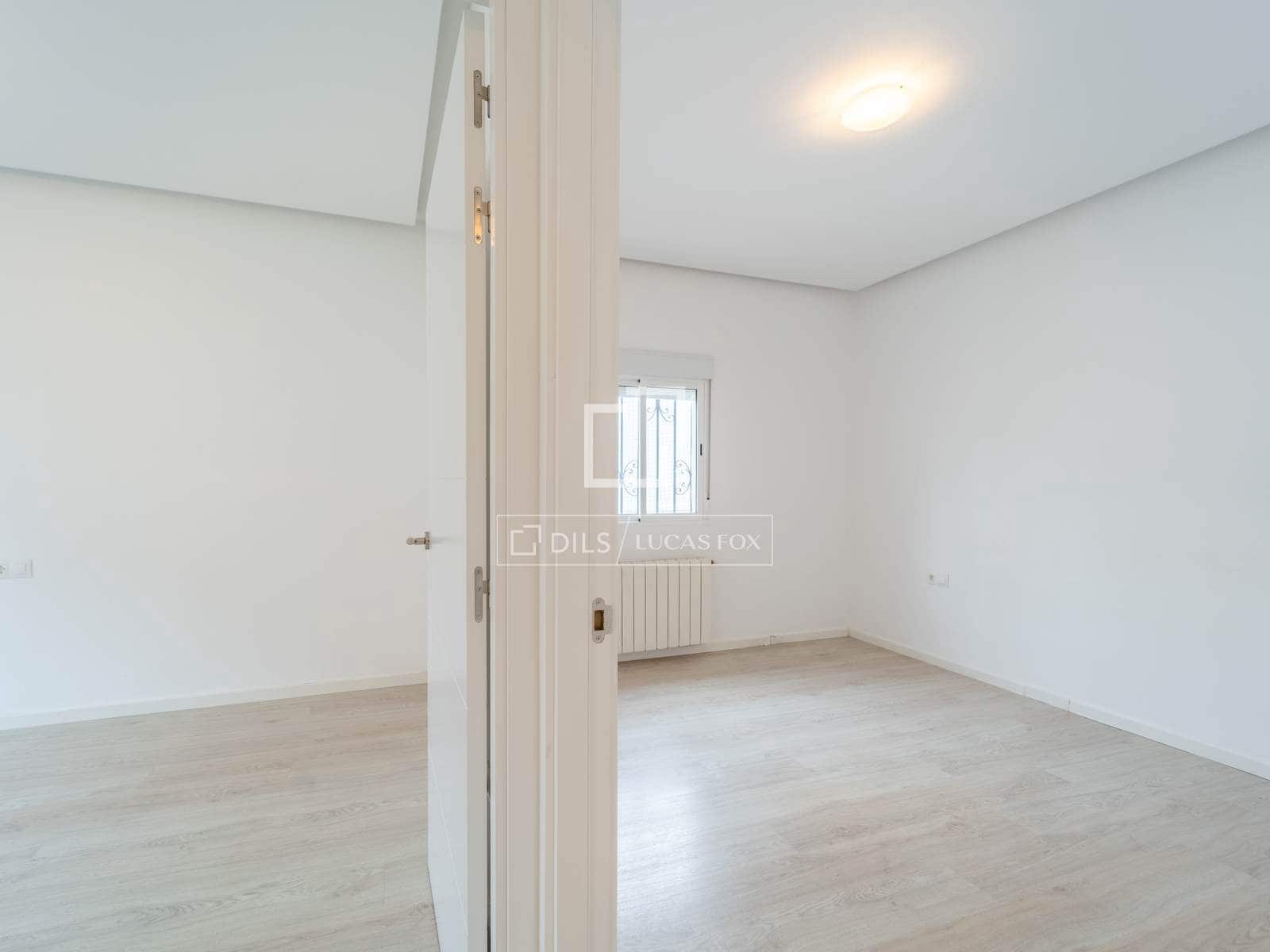 3 makuuhuone Huvila vuokrattavana paikassa Valencia kaupunki - 1 850 € (Ref: 9753495)