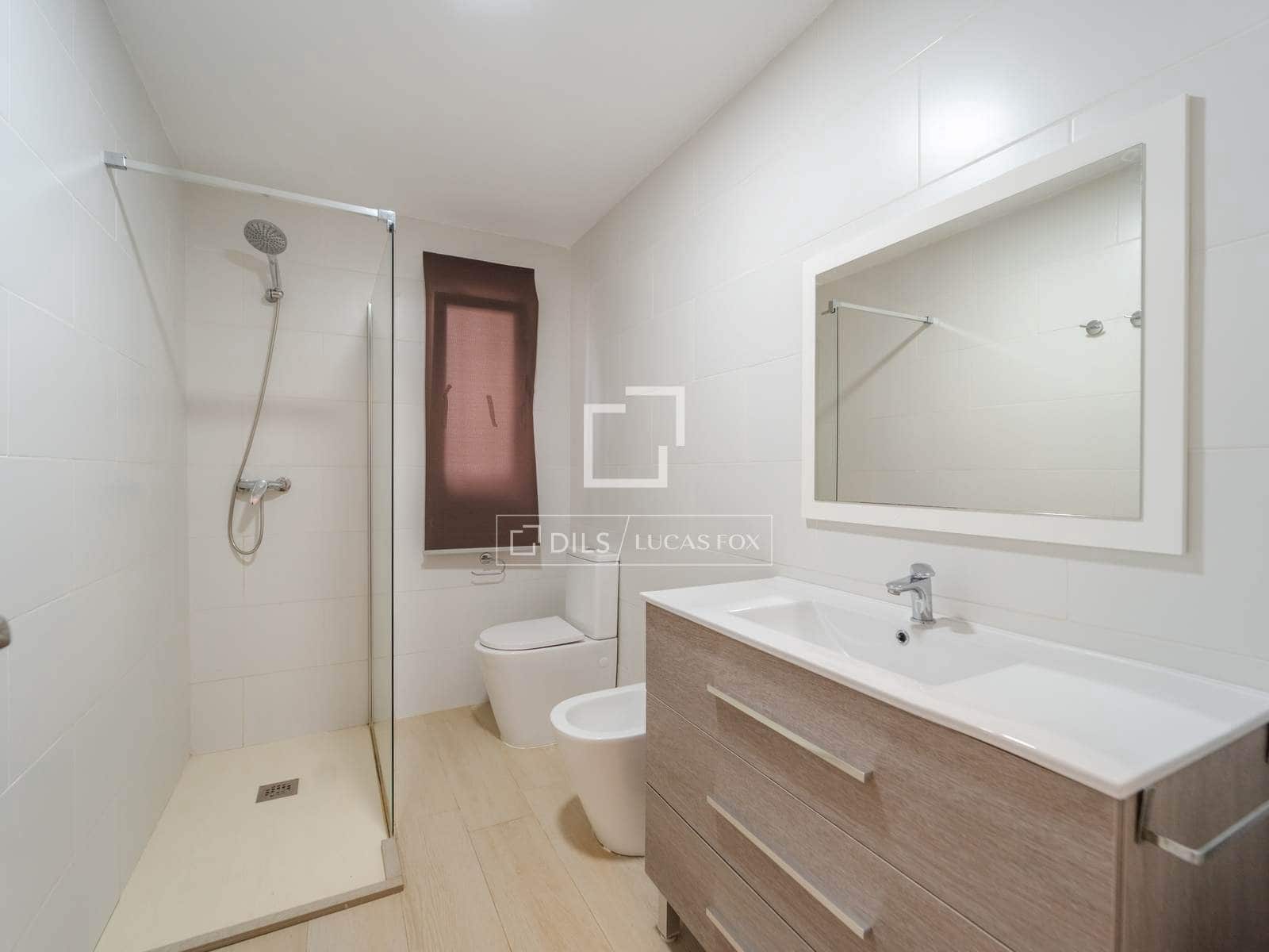 3 makuuhuone Huvila vuokrattavana paikassa Valencia kaupunki - 1 850 € (Ref: 9753495)