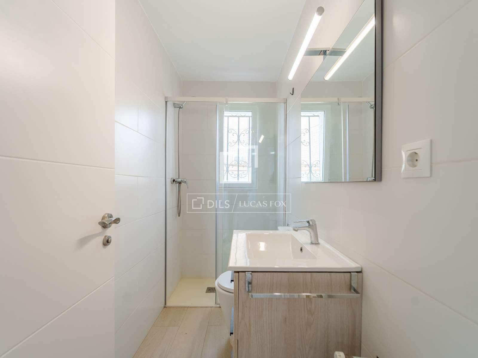 3 makuuhuone Huvila vuokrattavana paikassa Valencia kaupunki - 1 850 € (Ref: 9753495)