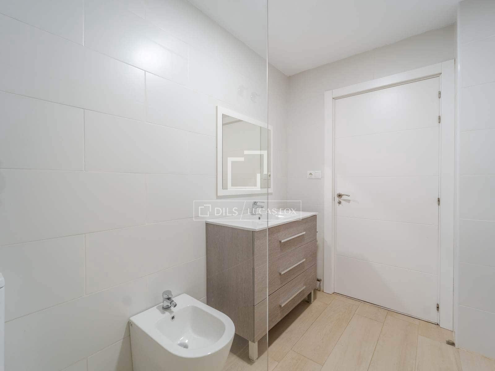 3 makuuhuone Huvila vuokrattavana paikassa Valencia kaupunki - 1 850 € (Ref: 9753495)